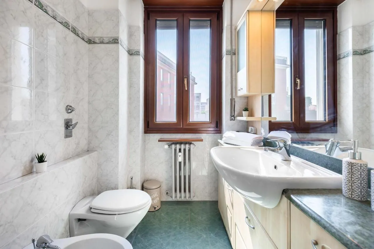 Casa Cosy Suite Flamingo Milan Apartment